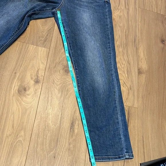 Judy Blue Dark Wash Slim Fit Jeans size 9/29 - Picture 4 of 6